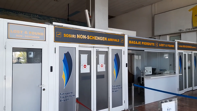 VIDEO Scandal pe Aeroportul Timișoara. Pasagerii au forțat intrarea în țară, vameșii oprind temporar controalele
