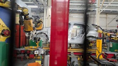 Pentru noua Dacia Spring, Renault a oprit definitiv producția celui mai popular model al mărcii din ultimul deceniu. „Au revoir, bonjour electric mobility!”