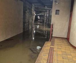 FOTO Soluție pentru a preveni inundațiile la metrou, utilizată în marile orașe europene