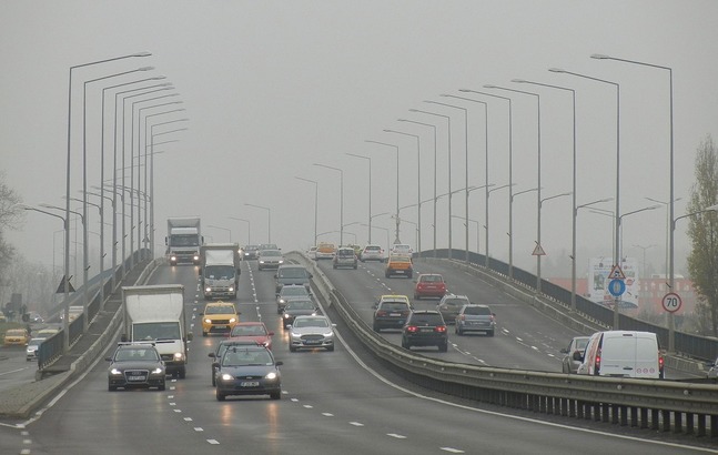 Ciucu vrea să scoată mașinile grele din București. Primăria vrea să extindă restricțiile de tonaj în tot orașul