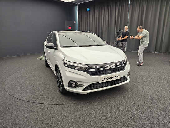 Dacia Logan se întoarce surprinzător în fruntea vânzărilor, după cinci luni de declin. Cele mai vândute mașini din România în S1 CLASAMENTE