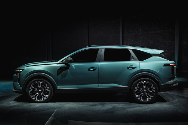 FOTO & VIDEO Premieră Mondială - Dacia Striker, cel mai mare și mai elegant model al mărcii, va fi mai ieftin decât Bigster