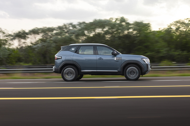 FOTO Nissan a dezvăluit noul Duster cu sigla japoneză. Se va vinde în 50 de țări cu motorul pe care și-l doresc și românii