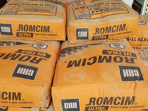 Romcim vrea să modernizeze platforma deținută în portul Constanța pentru susținerea activității de export