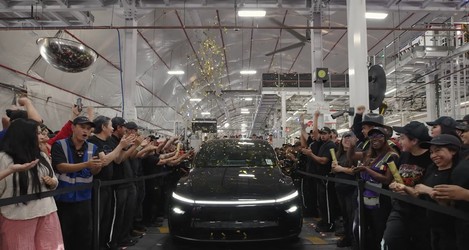 Surpriza lui Elon Musk: Omenirea a primit zece milioane de mașini Tesla