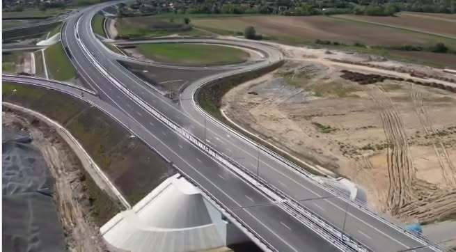 VIDEO Asocierea turco-română a adus peste 350 de muncitori pe Autostrada Transilvania 