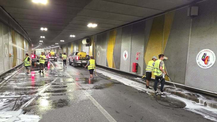 FOTO ANUNȚ Restricții de circulație în centrul Bucureștiului. Circulație restricționată temporar în Pasajul Unirii 