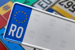EXCLUSIV Mari planuri în România ale polonezilor de la UTAL. Stații de personalizare a plăcuțelor auto în fiecare județ al țării. Nu este exclusă deschiderea unei fabrici