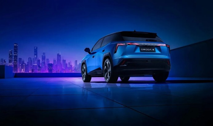 FOTO În atenția Dacia: Primul rival serios pentru Duster, lansat de chinezi în Europa deși au negat intenția de a concura