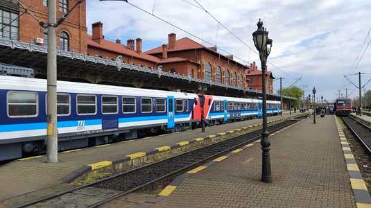 Trenuri București - Constanța, suspendate de azi. Operatorul Ferotrafic-TFI suspendă șase trenuri pentru că nu și-ar fi primit banii de la stat