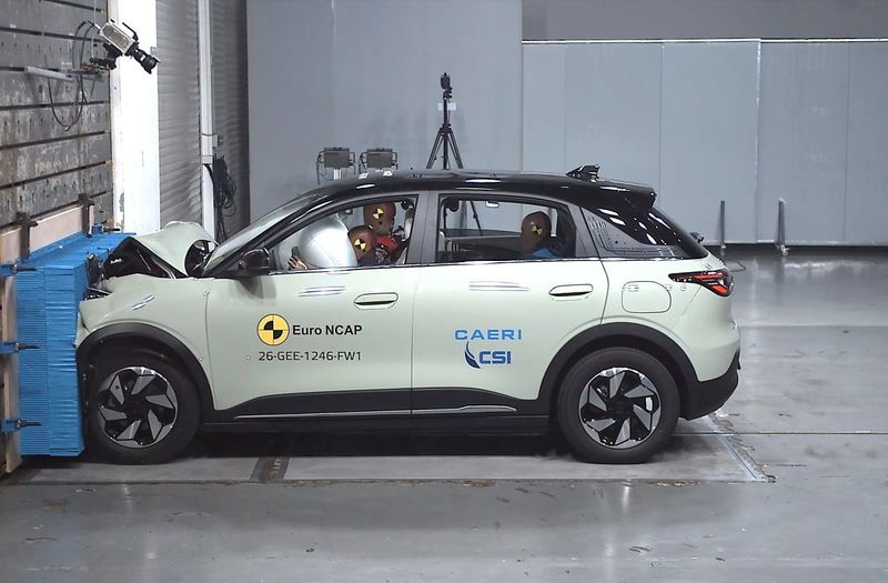 Mașini chinezești cu scoruri maxime pe bandă rulantă la EuroNCAP. Singura europeană din test a primit note mai slabe