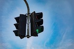 VIDEO PREMIERĂ Prima trecere de pietoni inteligentă din București