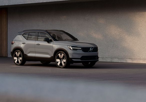 FOTO Cele mai populare familii de modele, la nivel de design și software, ale Volvo primesc îmbunătățiri 