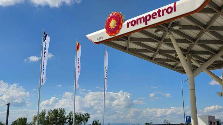 FOTO Rompetrol a deschis două noi benzinării moderne, în zona Variantei Ocolitoare Suceava