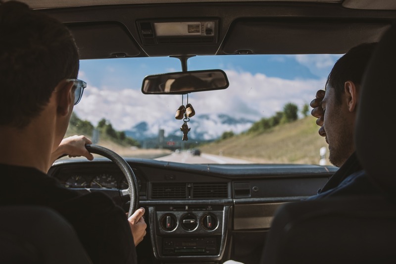 Permis auto ANULAT și nici nu mai poți cere altul 3 ani dacă circuli pe contrasens. Sancțiune aspră pregătită pentru șoferi