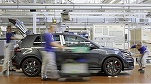 Conflict major și tensiune maximă la VW: conducerea vrea să rezilieze contractele colective de muncă