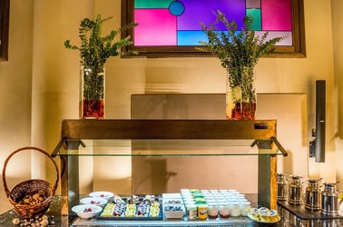 Cioloș vrea un program pentru vânzarea mai multor produse românești în marile hoteluri