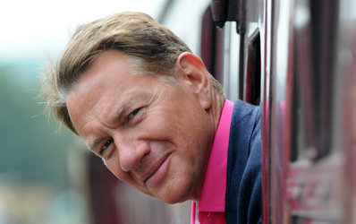 FOTO Filmările gratuite la "Casa Poporului", triate de parlamentari: BBC și Michael Portillo - respinși, cineaști bulgari - acceptați