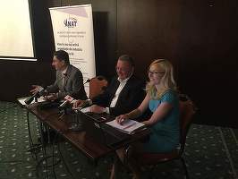 Agențiile de turism, în dezbatere cu Concurența: Suntem o industrie lăsată în vânt de autorități