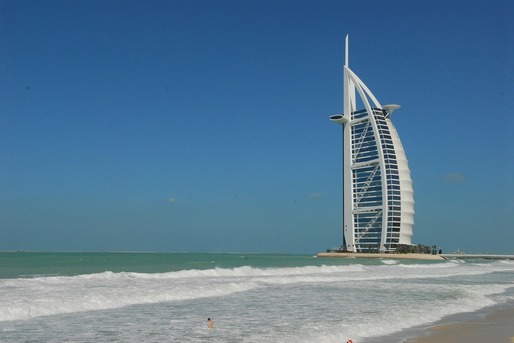 Dubai vrea să construiască un complex turistic de 1,7 miliarde de dolari pe două insule artificiale