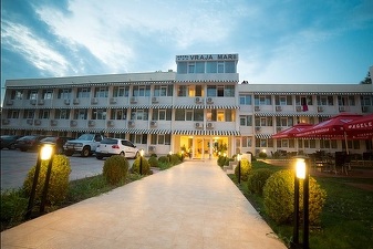 FOTO Singurul specialist al BTT pe discoteci-sonorizări și-a scos la vânzare complexul turistic din Costinești: Nu mai am chef, parcă mai trebuie să ne mai și plimbăm un pic prin lume !