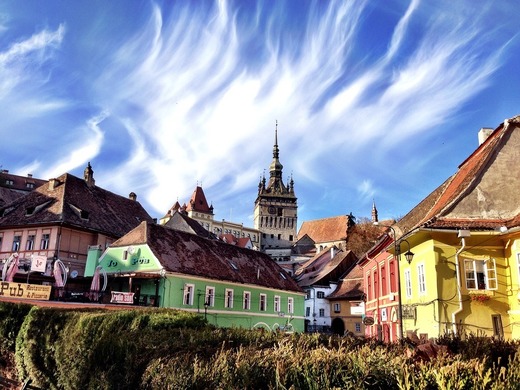 Serviciul de călătorii Agoda, parte a grupului Booking, recomandă de Halloween Transilvania ca destinație "spectaculos de înfricoșătoare", printre foarte puținele din Europa