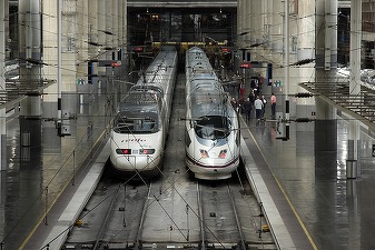 Atenționare de călătorie transmisă de MAE: Greve în sectoarele de activitate aeriană, feroviară și portuară în Spania