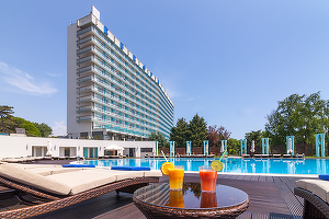 Turiștii vin la Eforie Nord pentru relaxare și regenerare - Interviu cu dr. Mihaela Cucu, directorul medical al centrului Ana Aslan Health Spa