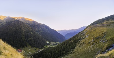 România, printre cele mai “fierbinți” destinații de vacanță pentru turiștii americani în această toamnă