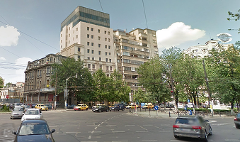 EXCLUSIV Proprietarul restaurantului Mc Monis scoate la vânzare o clădire din centrul Capitalei, în care pregătea un hotel de 4 stele cu nume în cinstea regelui Carol I