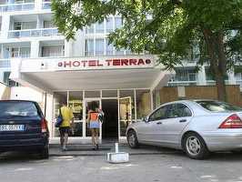 EXCLUSIV Neptunul scapă de hotelurile ruină ale fraților Micula. Și hotelul Terra și-a găsit cumpărător, care îl va renova cu 2,5 milioane euro