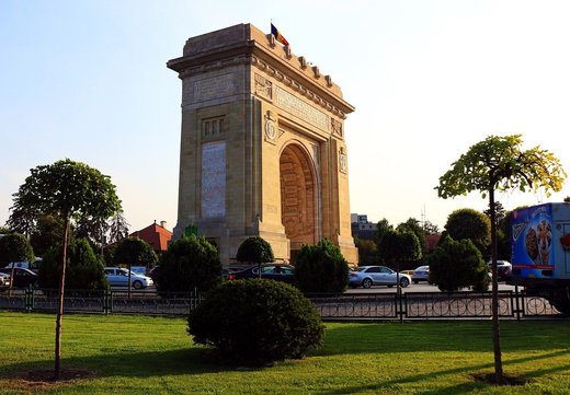 FPTR solicită suspendarea taxei speciale de promovare turistică a Municipiului București