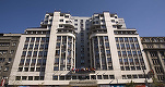 Medicii implicați în combaterea epidemiei, cazați la hotelul Ambasador din București. Contract de peste 1,3 milioane lei 