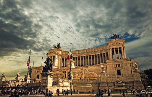 Italia lansează ''bonusurile de vacanță''