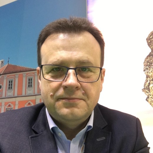Copos instalează un nou director la Crowne Plaza, după plecarea Christinei Schillings