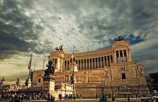 Italia relaxeză temporar condițiile de intrare pe teritoriul său pentru români. Este eliminată izolarea pentru 14 zile, cu o condiție