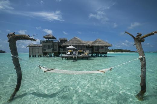 Românii preferă destinațiile exotice în vacanța de iarnă din pandemie: 200% creștere a vânzărilor pentru Maldive