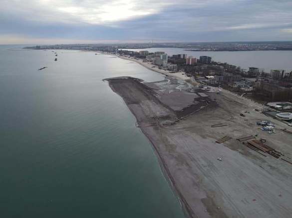 FOTO Litoralul românesc va avea, la începutul verii, aproape 53 de hectare de plajă nouă