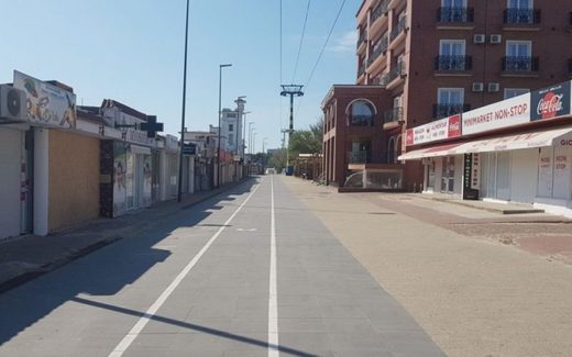 VIDEO Prima TV:  Fără chioșcuri alimentare în stațiunea Mamaia. Proprietarii magazinelor alimentare au aflat că de foarte mulți ani încalcă o lege