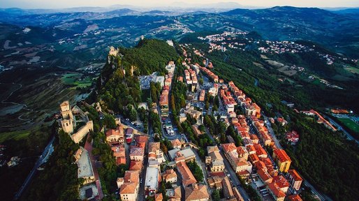 San Marino primește turiști cu vaccinul Sputnik V