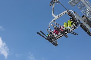 Elveția nu impune un certificat sanitar la teleschiuri în această iarnă