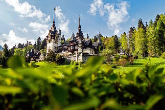 Travelminit.ro - incertitudinea va plana în domeniul turistic și în 2022, dar este și o veste bună