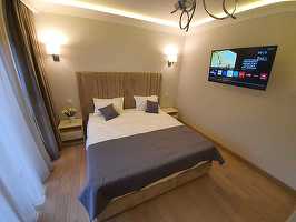 Românii nu se lasă convinși să vină de Paște la marile hoteluri din Poiană. Cu ce prețuri sunt așteptați