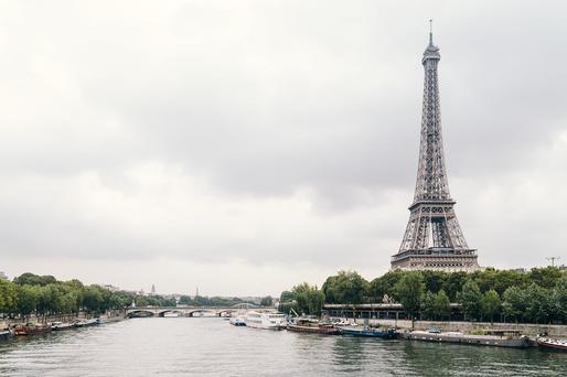 În pofida revenirii turiștilor, 2022 va fi un alt an dificil pentru Turnul Eiffel