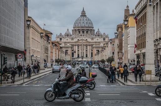  Italia renunță la restricțiile privind intrarea în țară a turiștilor