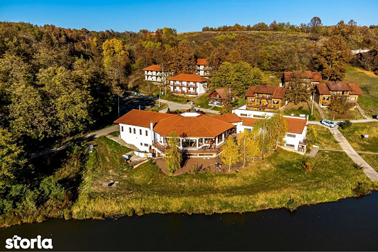FOTO Val de hoteluri scoase la vânzare în România