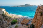 Hotelierii din Antalya mizează anul acesta pe o creștere cu 20% a numărului de turiști români