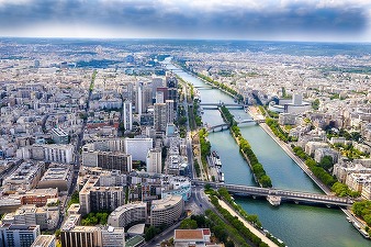 VIDEO La Paris, locuitorii și turiștii vor putea înota din nou în Sena pentru prima dată în peste 100 de ani