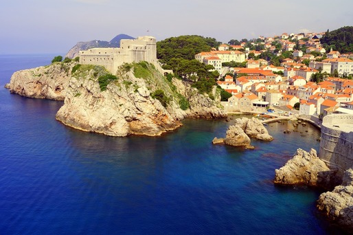 Dubrovnik, considerat perla coastei croate, pregătește noi măsuri împotriva turiștilor străini