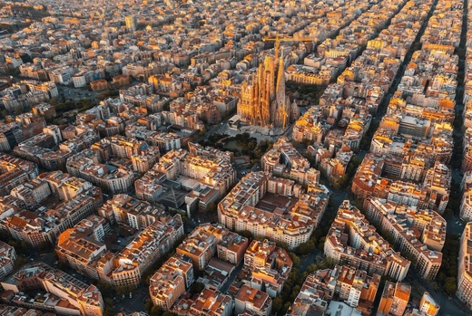 Barcelona a șters o linie de autobuz din Google Maps, pentru a o ascunde de turiști